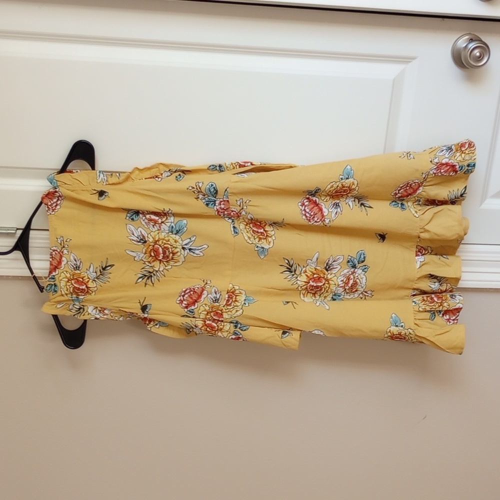 R+J GOLD DRESS - Picture 7 of 11